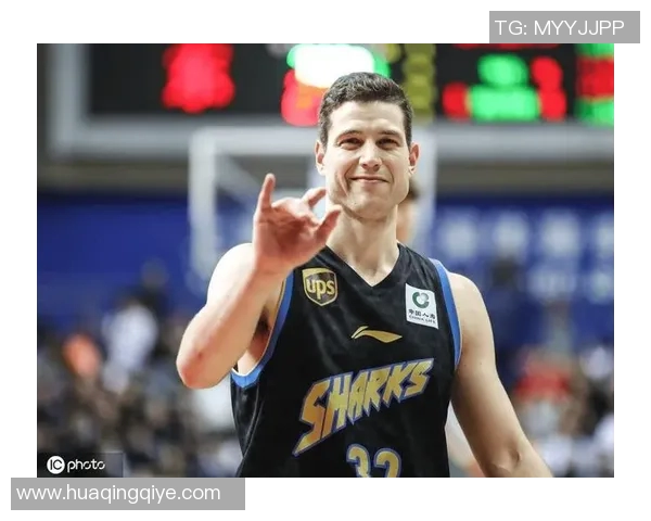 弗雷戴特首秀砍下25分:一场震撼的篮球表演 弗雷戴特首秀砍下25分:一场震撼的篮球表演